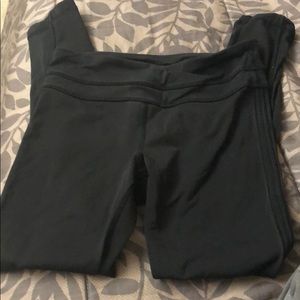 Lululemon black leggings 6